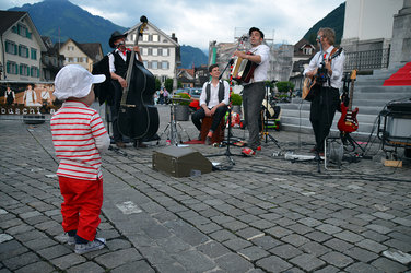Picknick in Rot-Weiss - 1