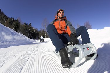 Schlittelplausch für Gross und Klein auf über 7 Kilometer