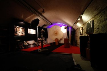 "Studio"